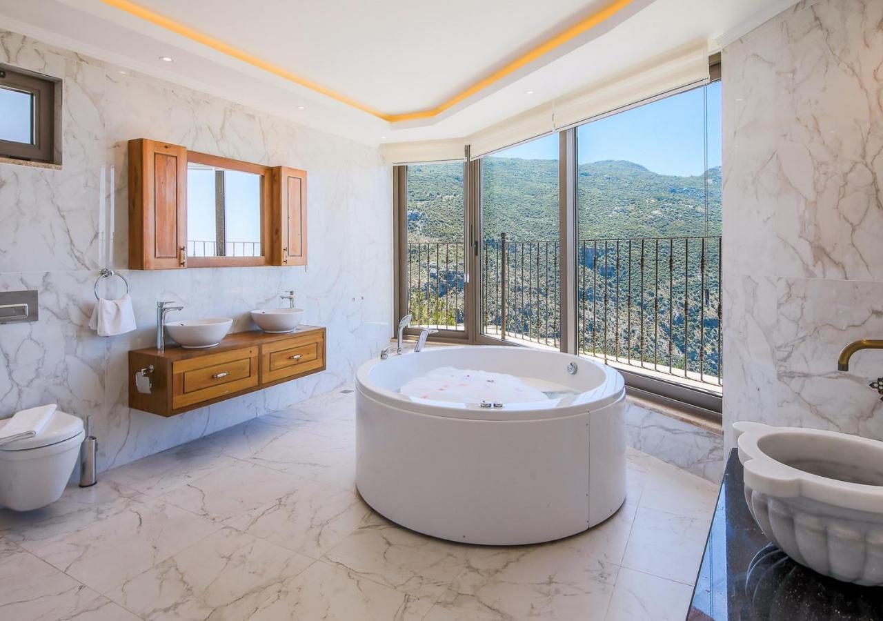 Villa 5 Sleeps 6 Isolated Pool See And Montain View-Villa Kartal Yuvasi Uzumlu  外观 照片