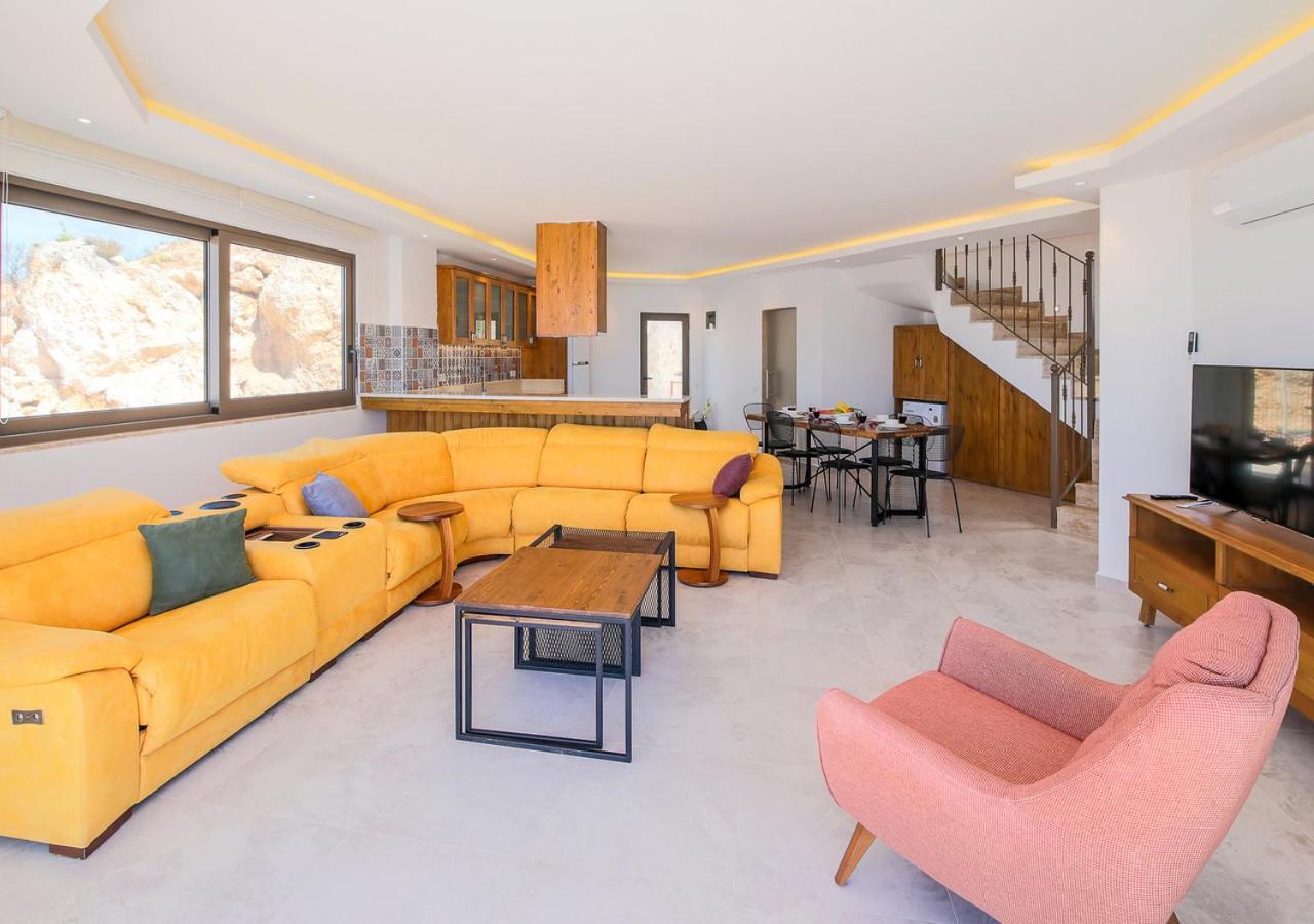 Villa 5 Sleeps 6 Isolated Pool See And Montain View-Villa Kartal Yuvasi Uzumlu  外观 照片